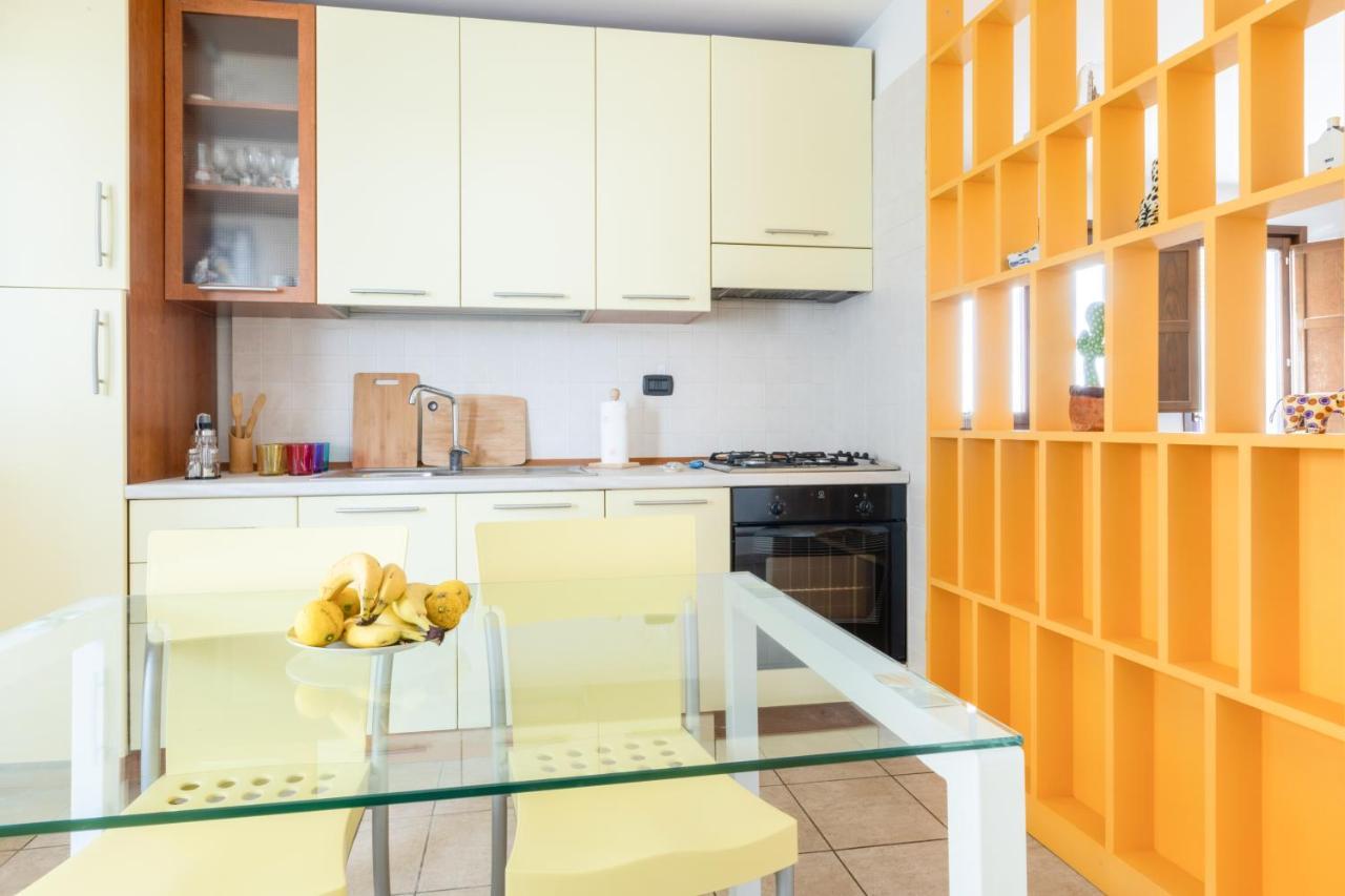 Lecce Colorful Flat With Terrace & Parking Daire Dış mekan fotoğraf
