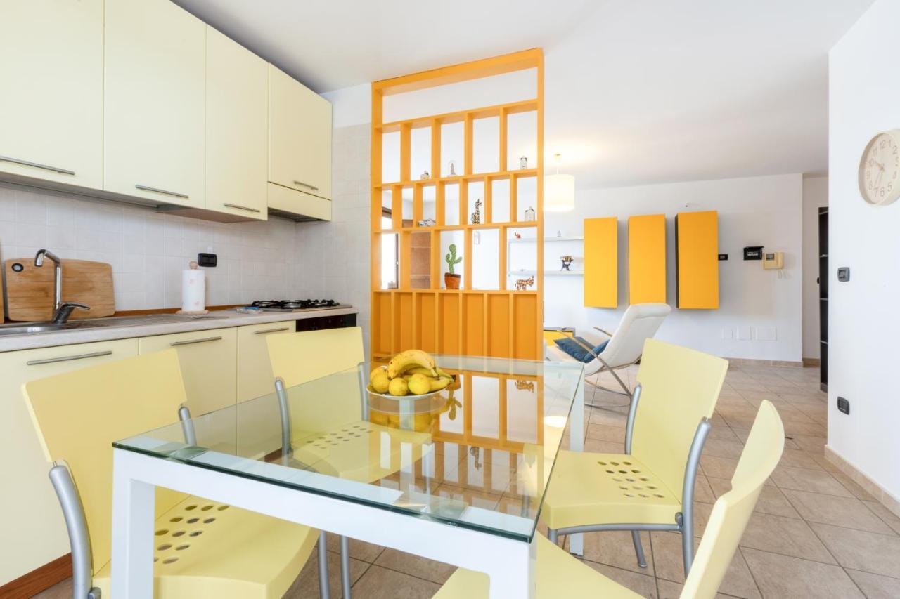 Lecce Colorful Flat With Terrace & Parking Daire Dış mekan fotoğraf