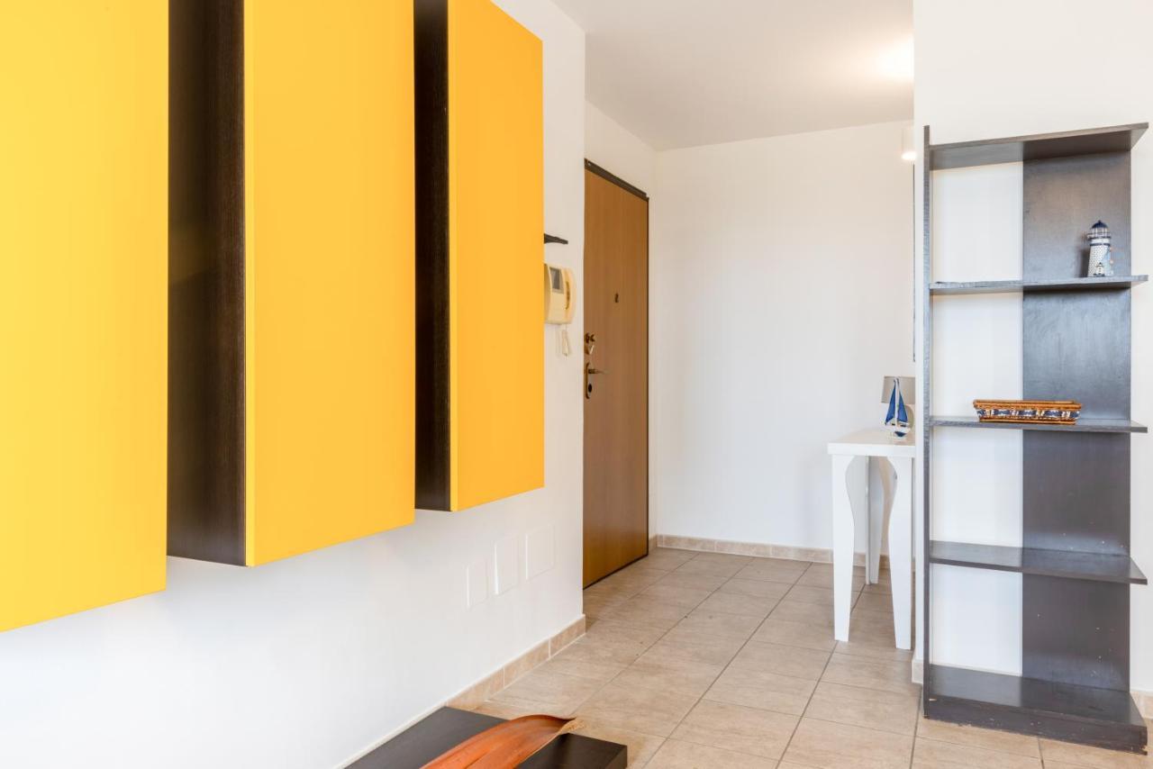 Lecce Colorful Flat With Terrace & Parking Daire Dış mekan fotoğraf