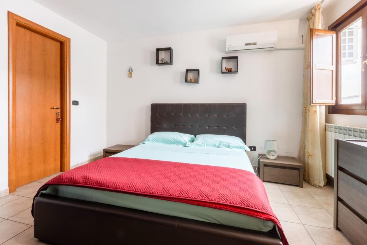 Lecce Colorful Flat With Terrace & Parking Daire Dış mekan fotoğraf